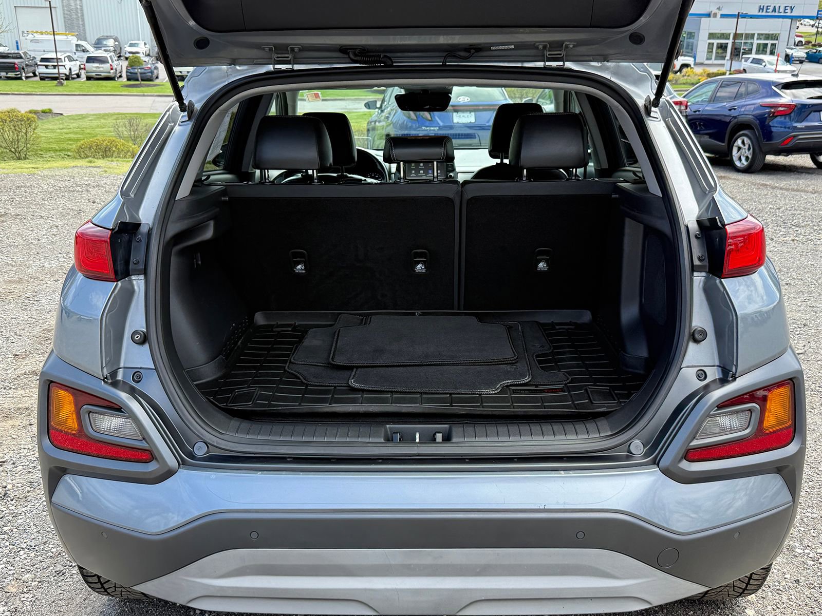 Used 2021 Hyundai Kona Ultimate w/ Cargo Package AWD/4WD image 11