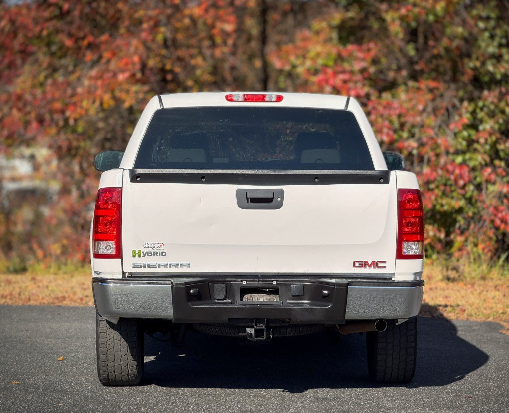 Used 2011 GMC Sierra 1500 4x4 Crew Cab Hybrid image 7