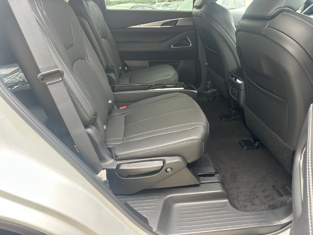 New 2027 INFINITI QX60 Sport w/ Dark Cargo Package AWD/4WD image 11