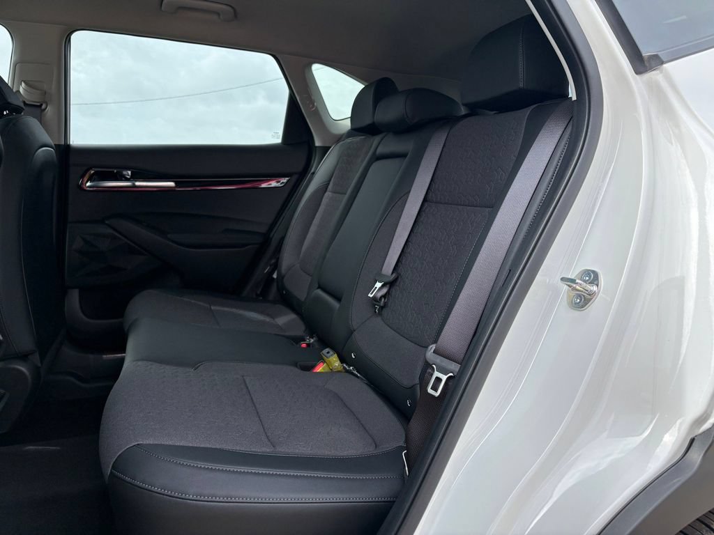 New 2026 Kia Seltos S FWD image 12