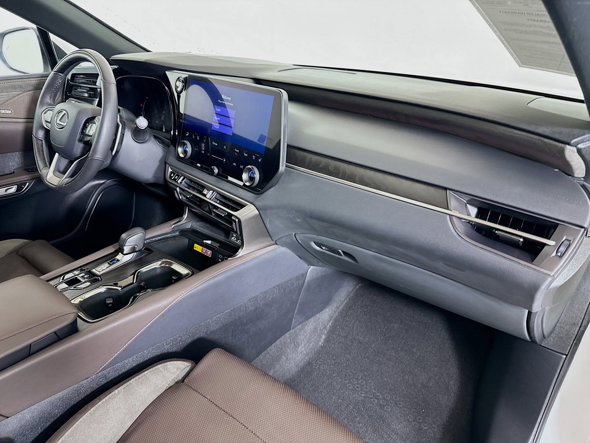 Certified 2024 Lexus RX 350 350h Luxury w/ Convenience Package image 27