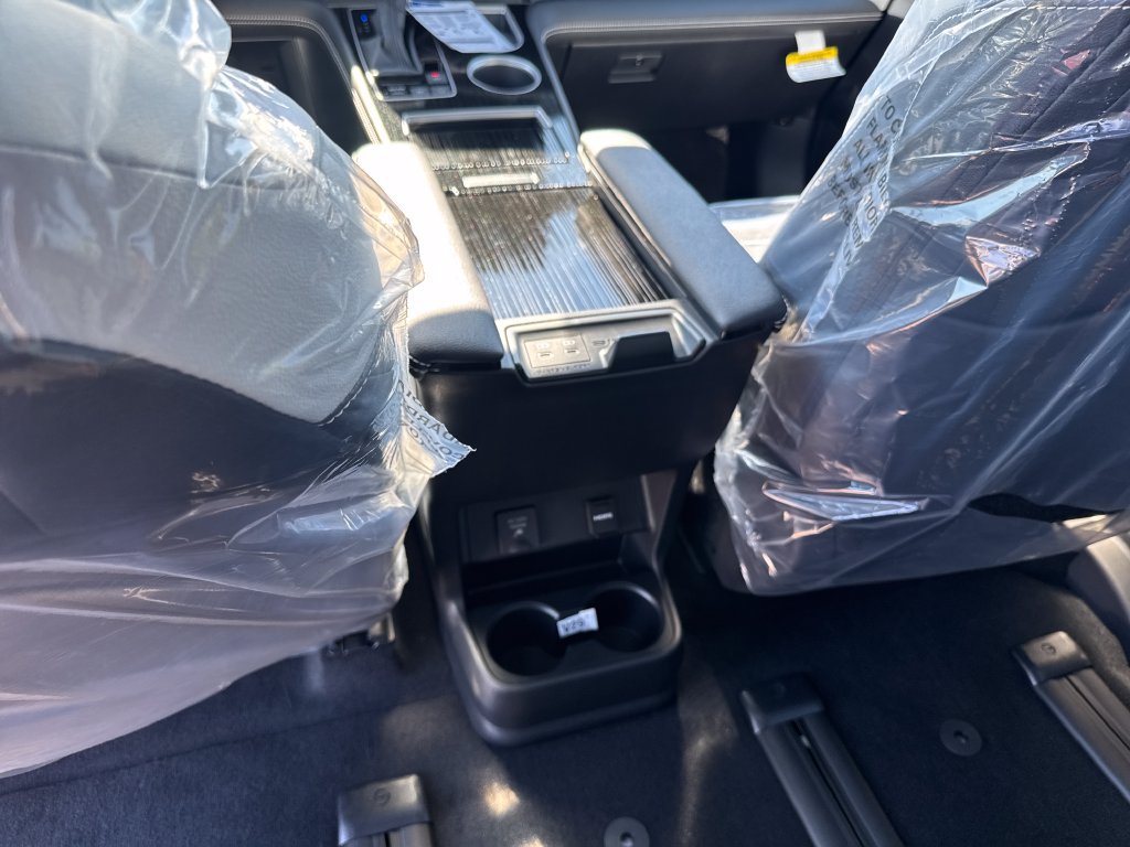 New 2026 Toyota Sienna XSE AWD/4WD image 36