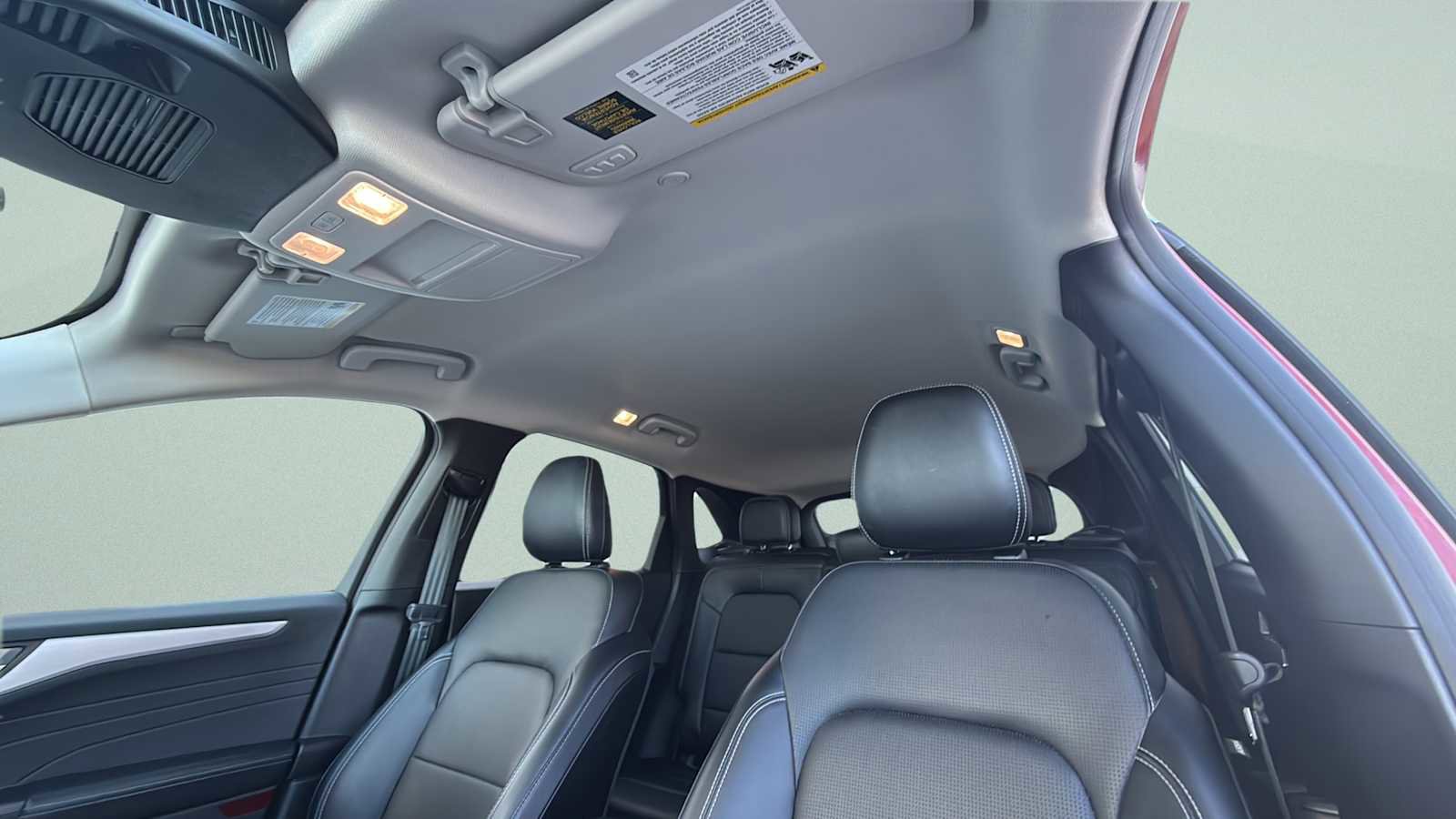 Used 2023 Ford Escape Platinum image 27