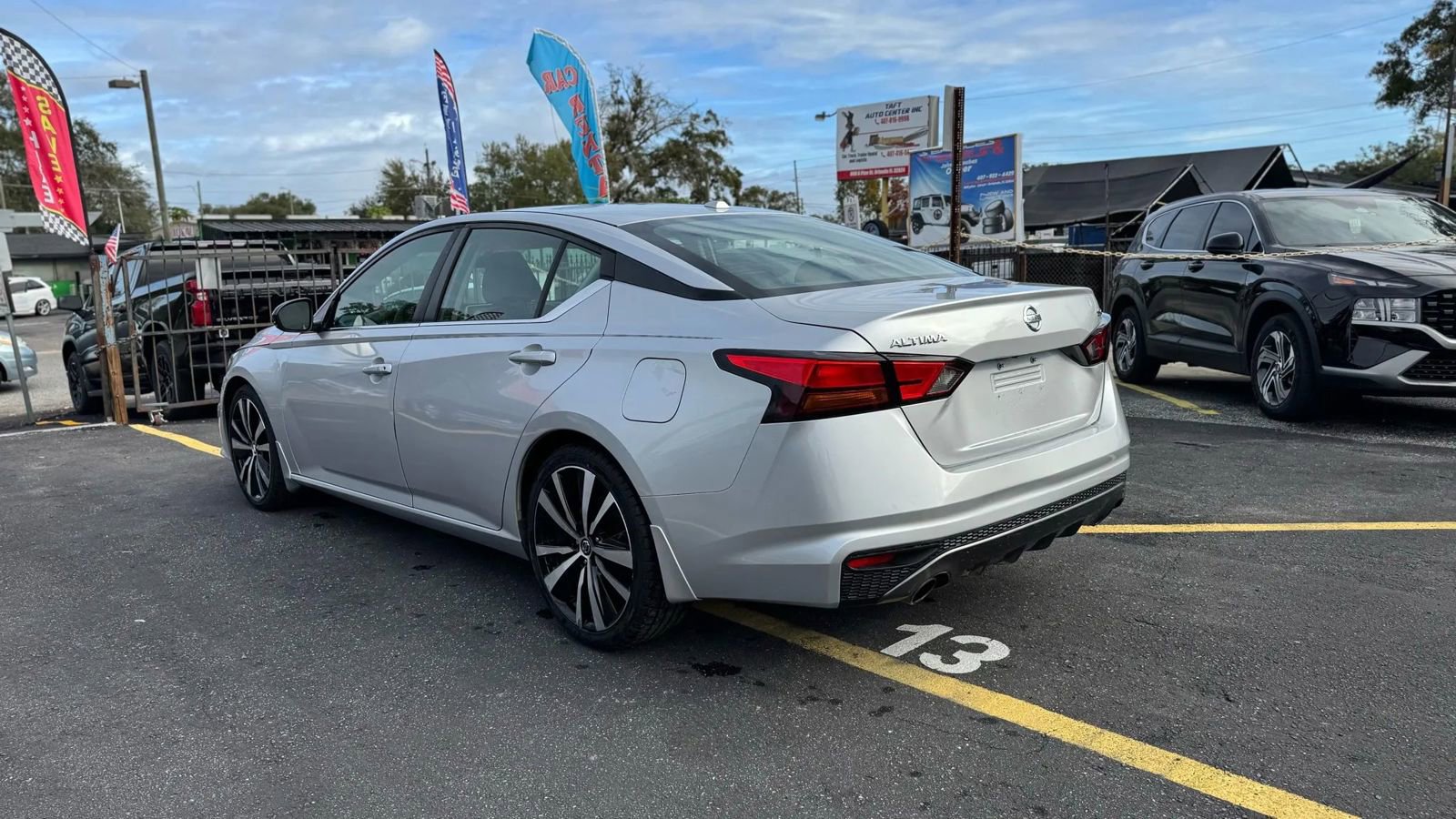 Used 2019 Nissan Altima 2.5 SR w/ SR Premium Package image 7