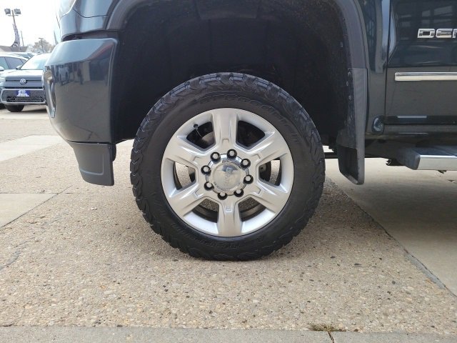 Used 2018 GMC Sierra 2500 Denali image 16