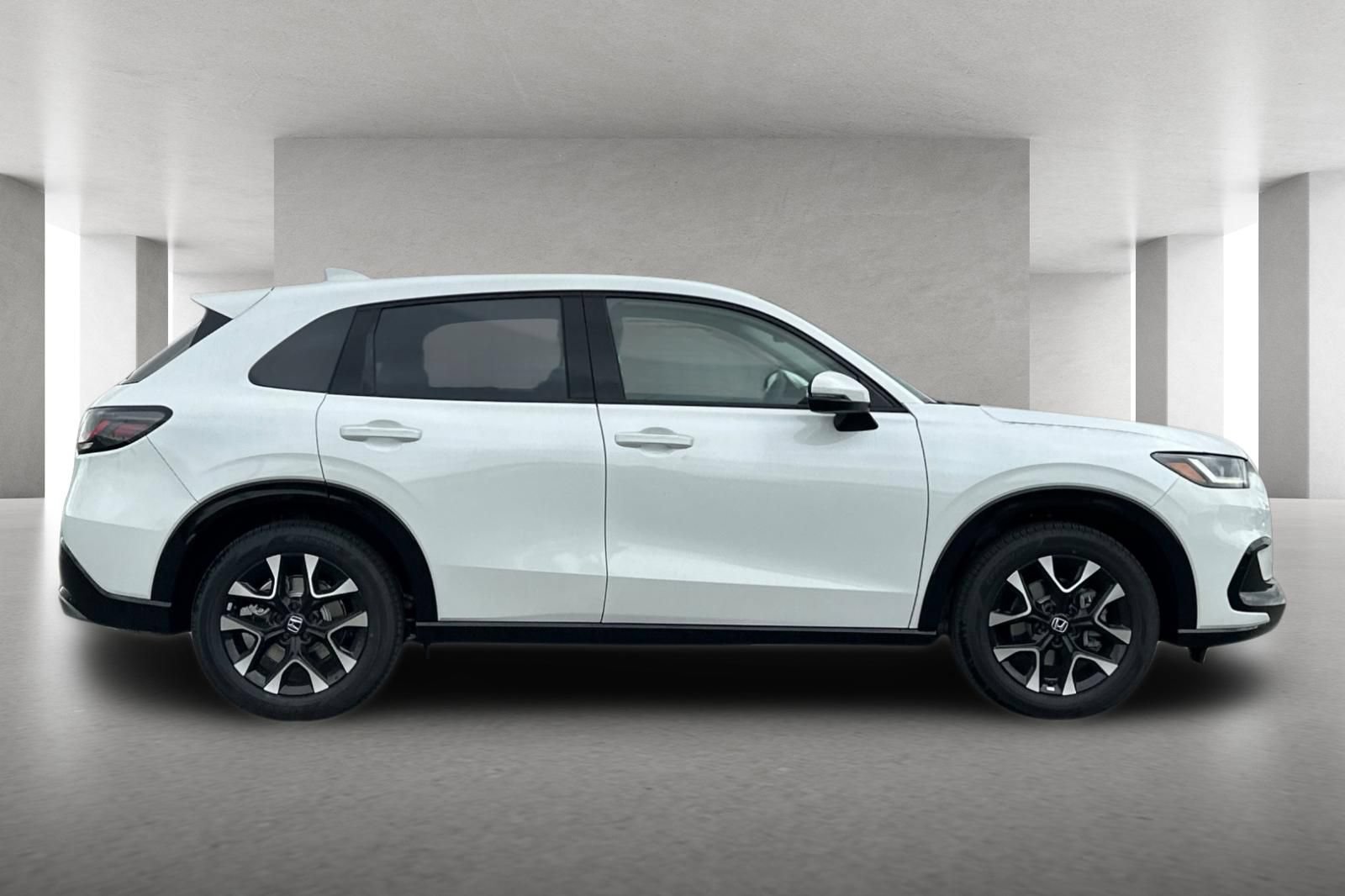New 2027 Honda HR-V EX-L image 3