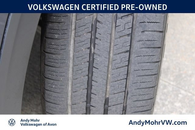 Used 2023 Volkswagen Atlas SEL R-Line AWD/4WD image 16