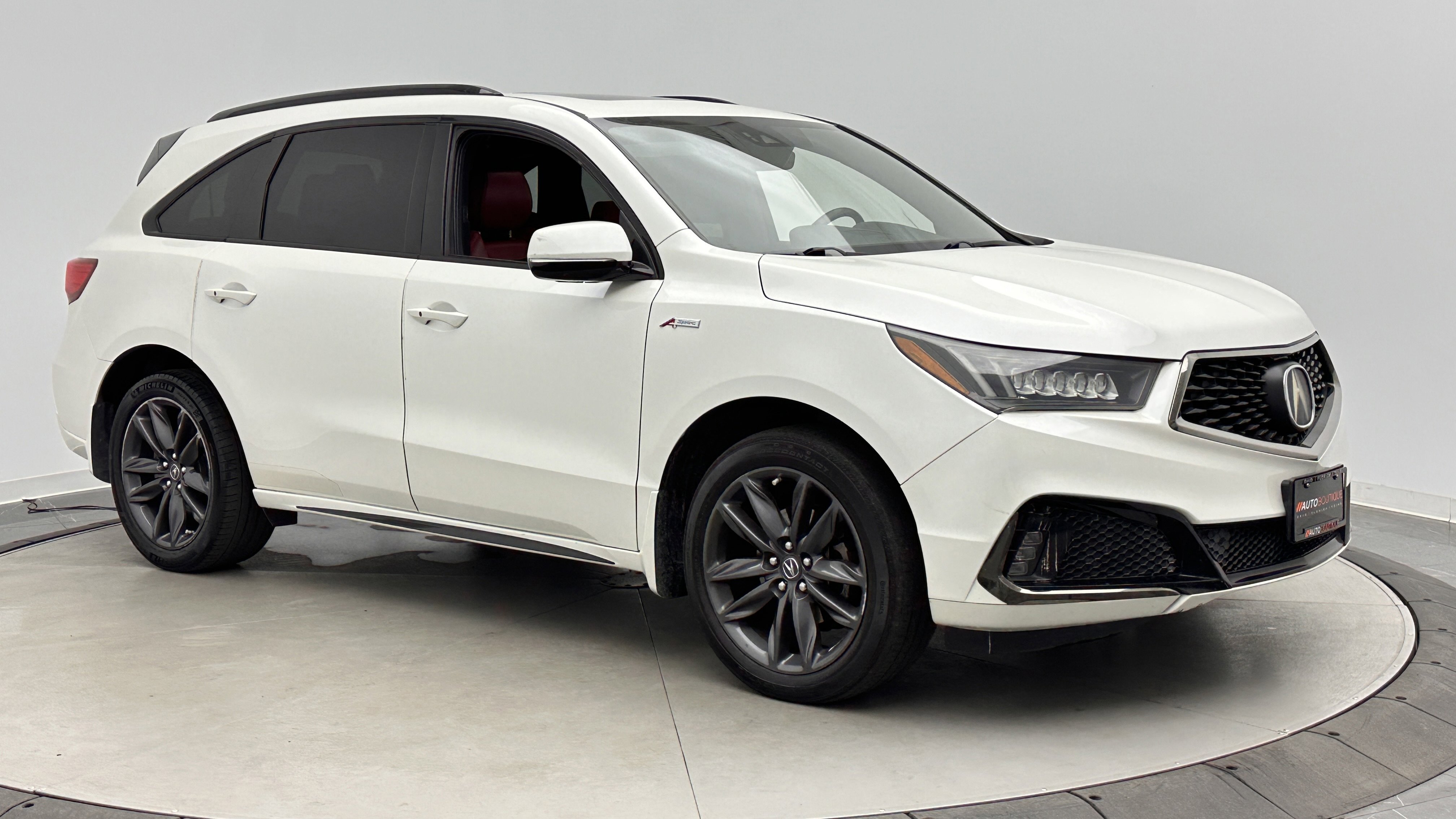 Used 2019 Acura MDX A-Spec image 3