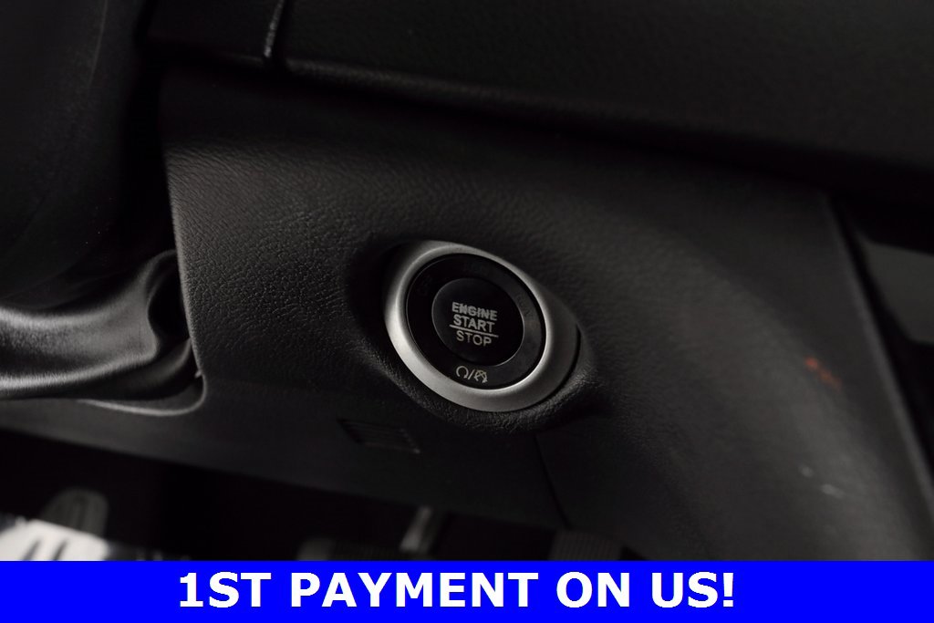 Used 2020 Chrysler Pacifica Touring w/ S Appearance Package image 30