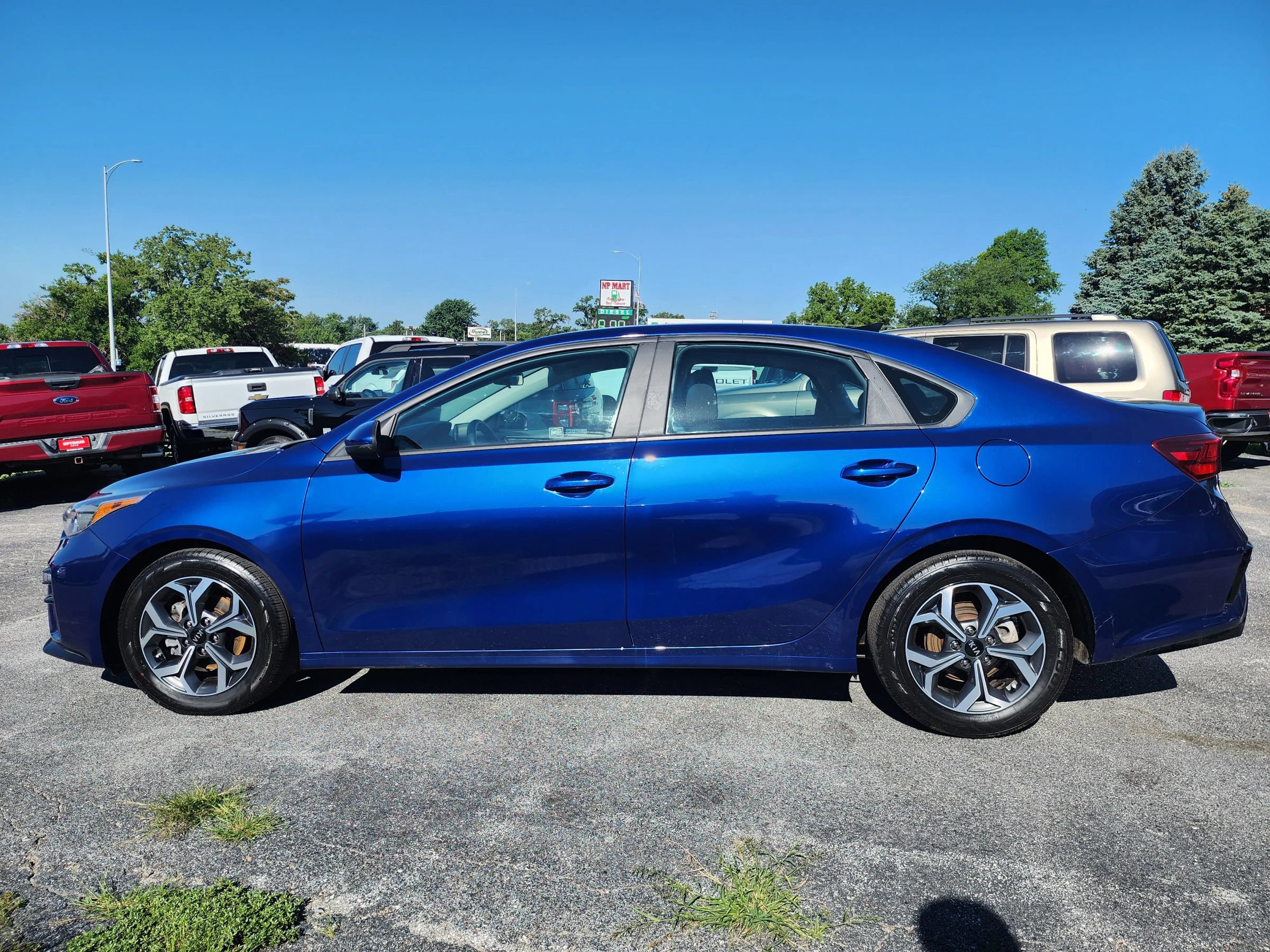 Used 2020 Kia Forte LXS FWD image 4