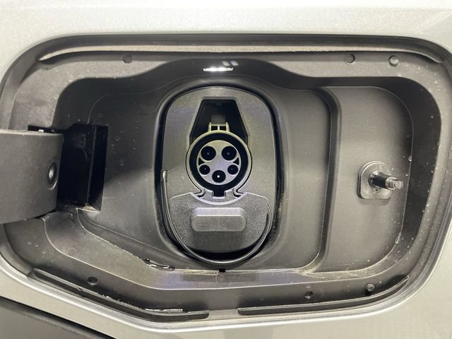New 2026 Chevrolet Equinox EV LT w/ LPO, All-Weather Mat Package FWD image 30