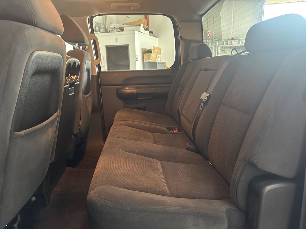 Used 2008 GMC Sierra 3500 SLE w/ Convenience Package AWD/4WD image 16