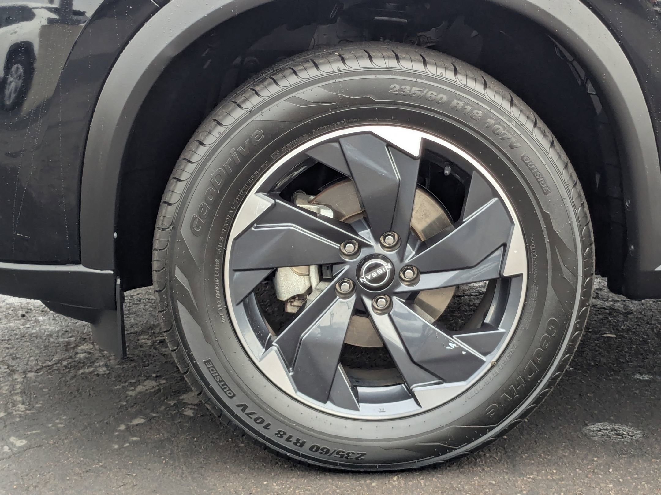 Certified 2024 Nissan Rogue SV image 11