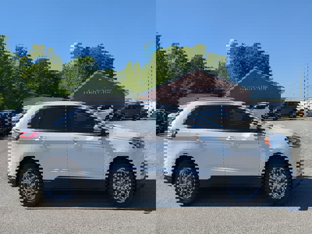 Certified 2024 Ford Edge SEL w/ Convenience Package AWD/4WD image 2