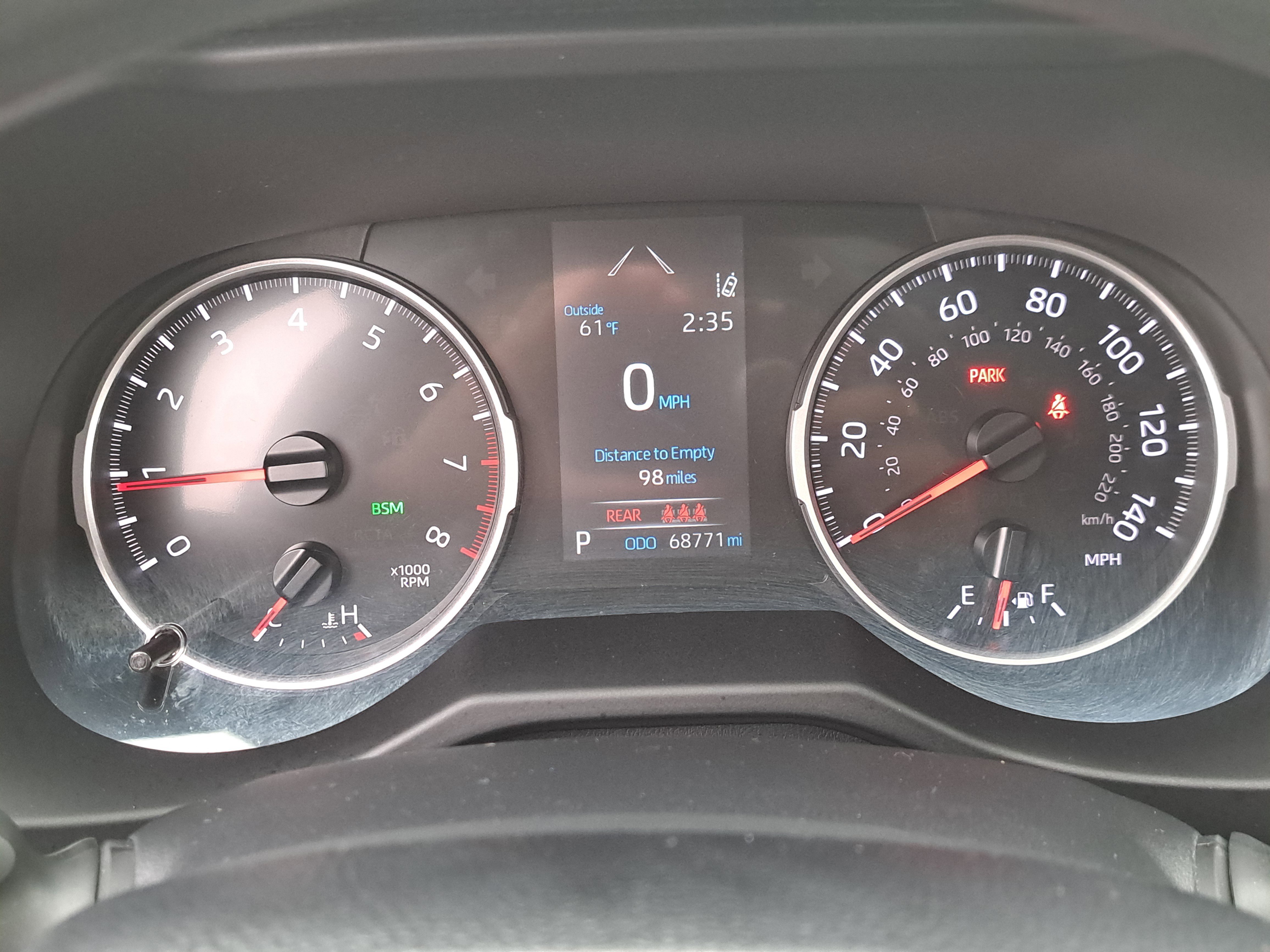 Used 2021 Toyota RAV4 XLE image 21