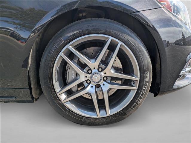 Used 2015 Mercedes-Benz S 550 4MATIC Sedan image 23