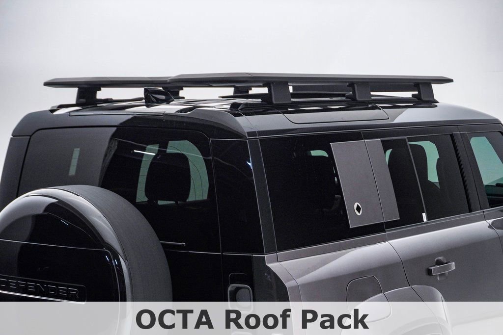 Used 2025 Land Rover Defender 110 image 13