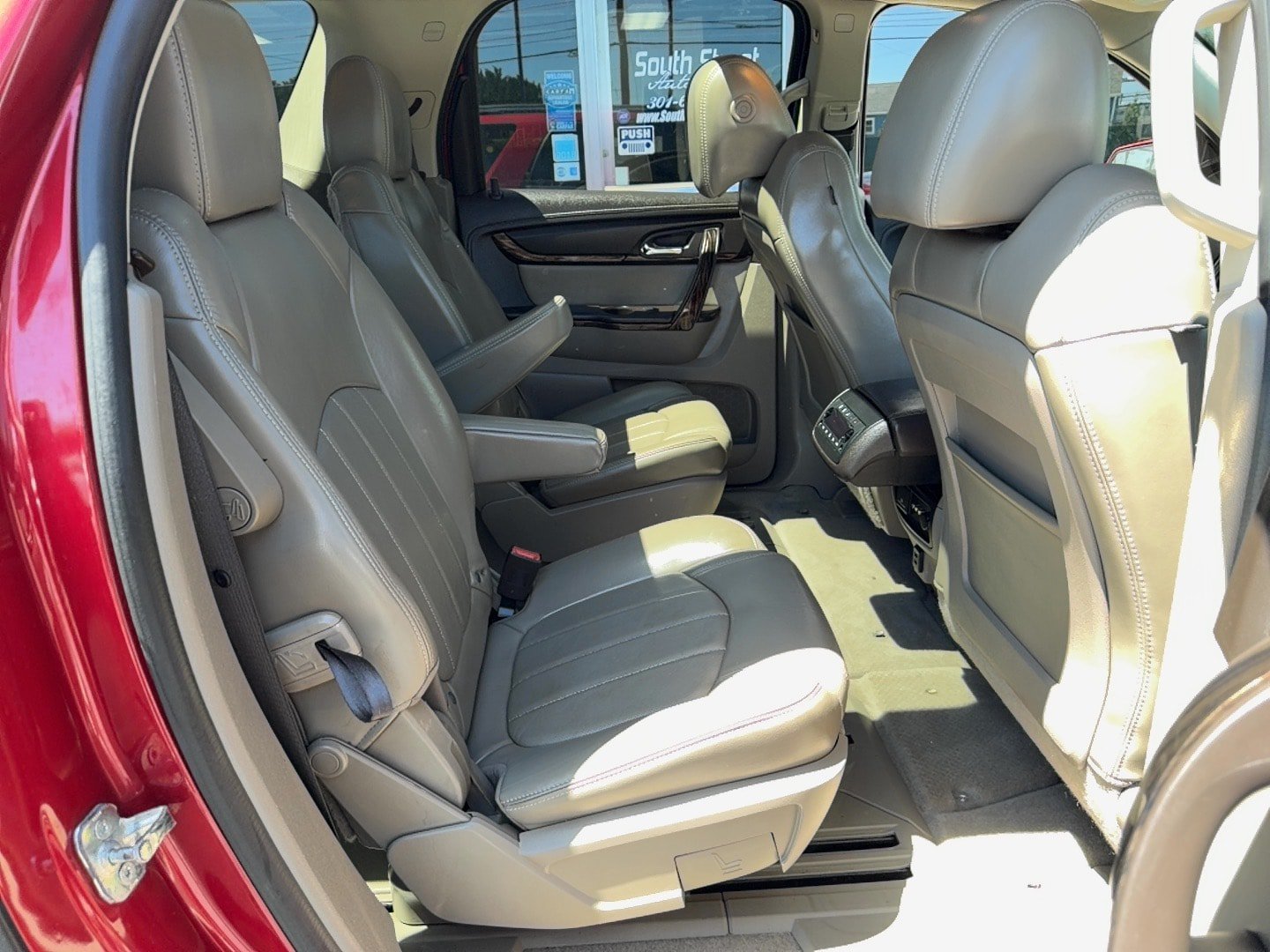 Used 2014 GMC Acadia Denali AWD/4WD image 26
