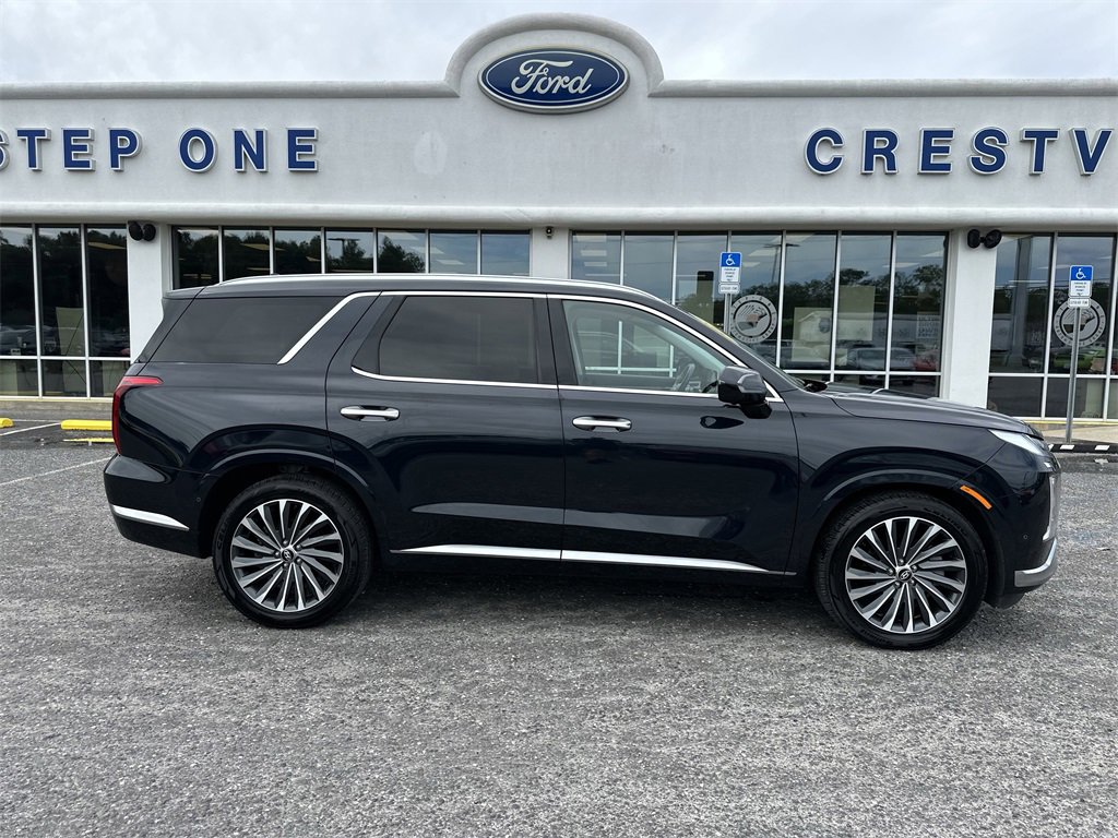 Used 2024 Hyundai Palisade Calligraphy image 5