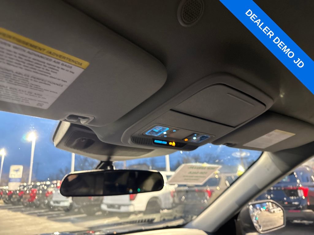 Used 2023 Ford Explorer XLT w/ Equipment Group 202A image 34