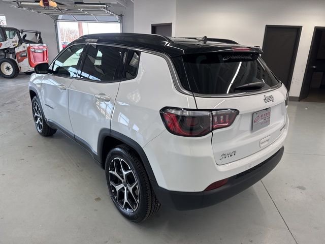 Used 2025 Jeep Compass Limited AWD/4WD image 8