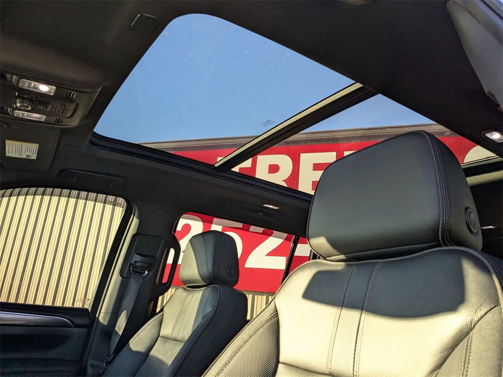 Certified 2023 Chevrolet Suburban RST w/ Luxury Package image 14