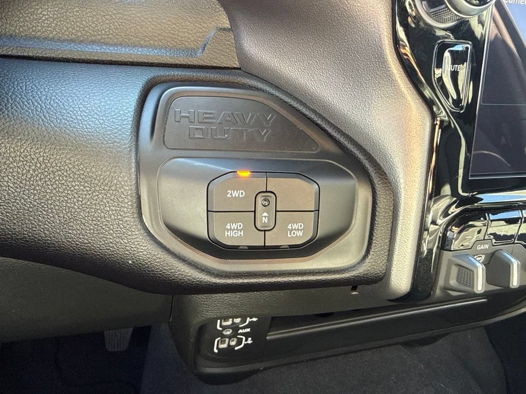 Certified 2025 RAM 2500 Big Horn AWD/4WD image 25