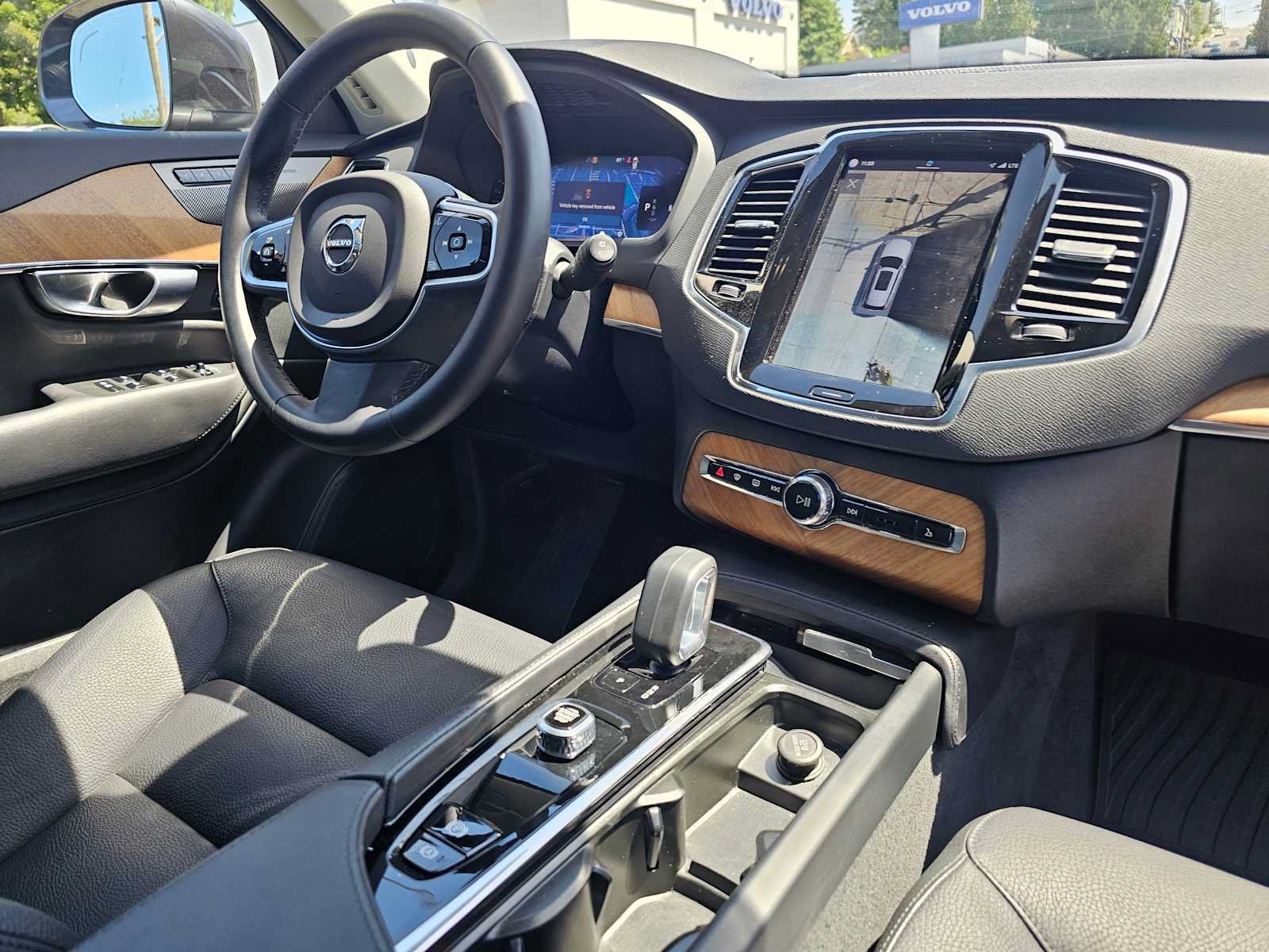 Certified 2023 Volvo XC90 B6 Plus w/ Protection Package Premier AWD/4WD image 12