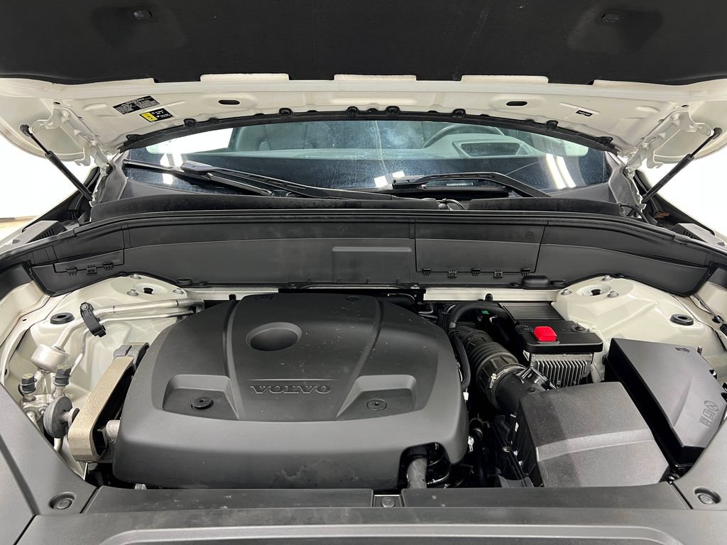 Used 2020 Volvo XC90 T6 Momentum AWD/4WD image 30
