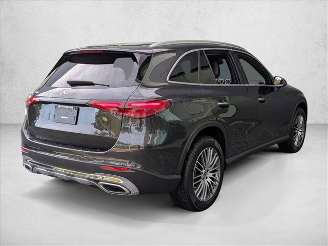 Used 2025 Mercedes-Benz GLC 300 image 5