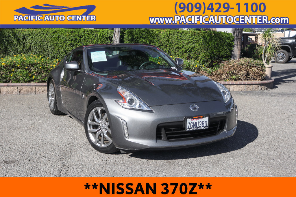 Used 2014 Nissan 370Z Coupe RWD image 1