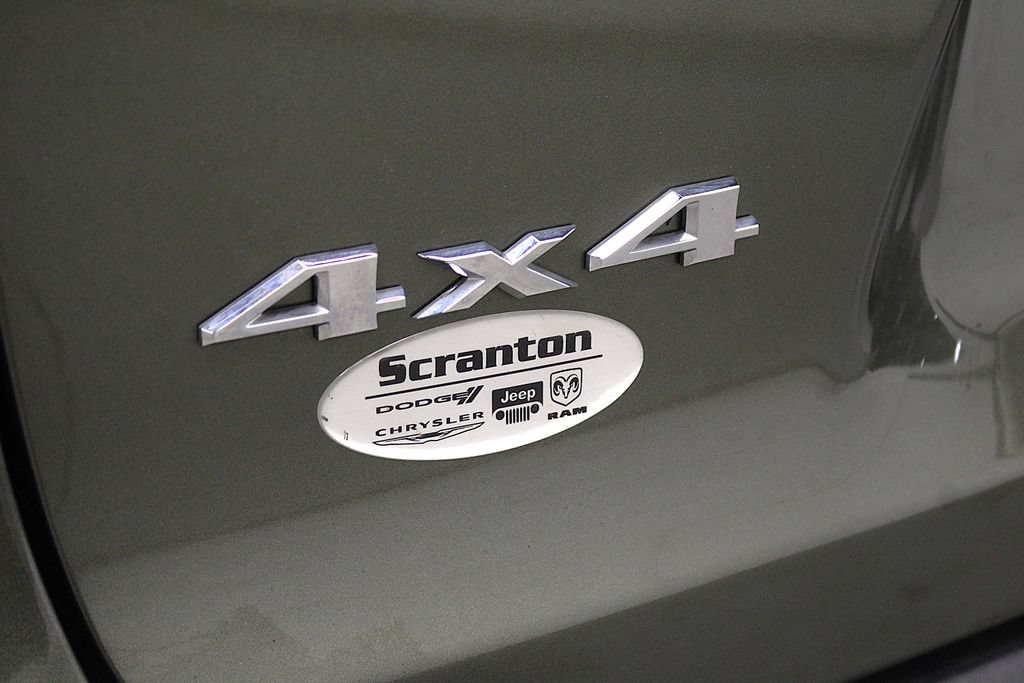 Certified 2021 Jeep Cherokee Latitude Lux w/ Sun & Sound Group AWD/4WD image 41
