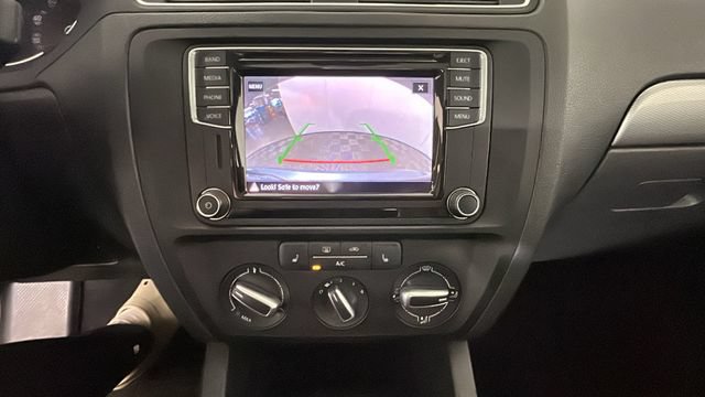 Used 2017 Volkswagen Jetta SE FWD image 23