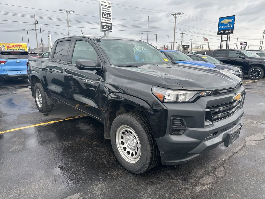 Used 2023 Chevrolet Colorado W/T w/ Advanced Trailering Package AWD/4WD image 38