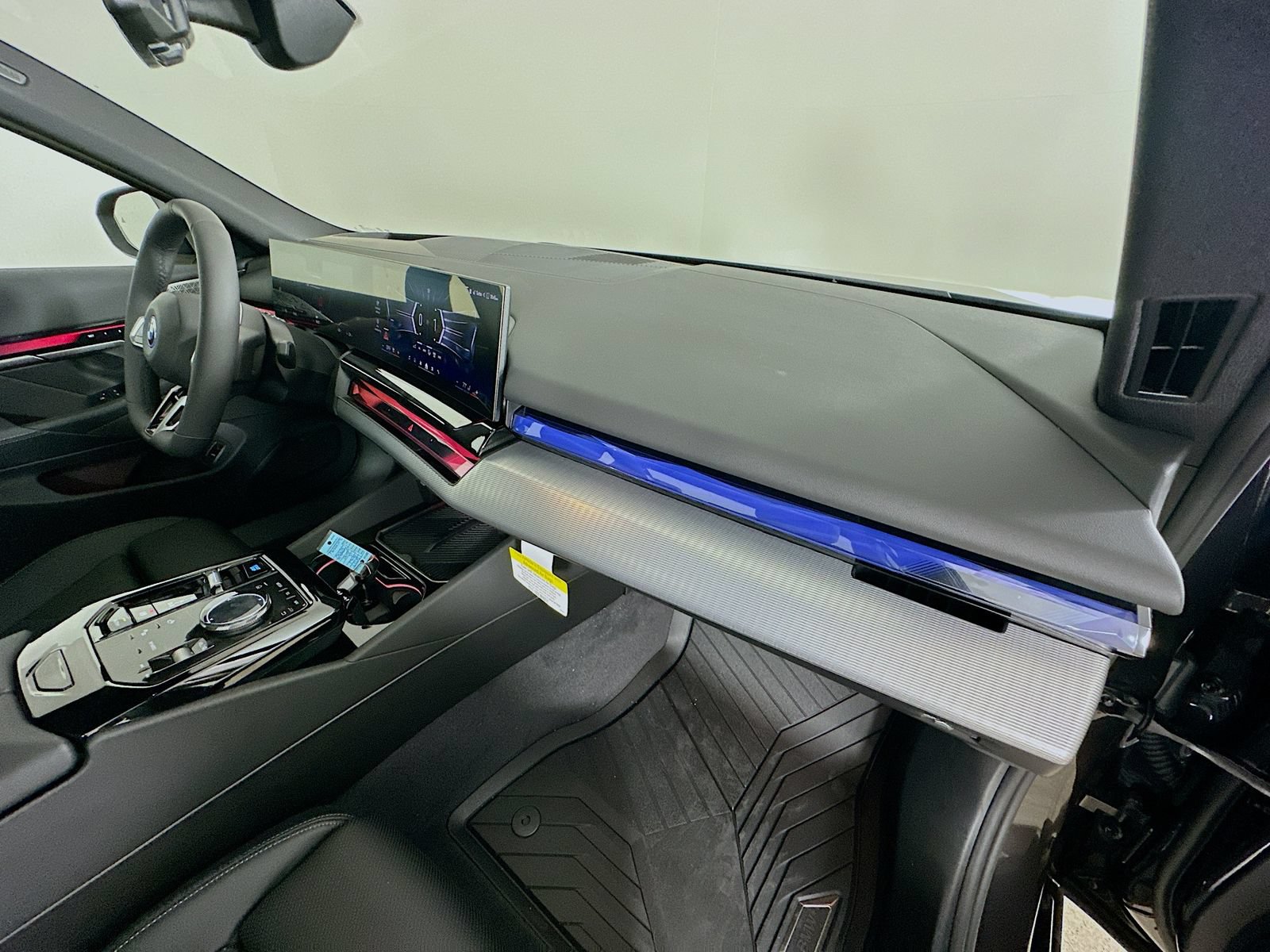 New 2027 BMW i5 xDrive40 w/ M Sport Package AWD/4WD image 44