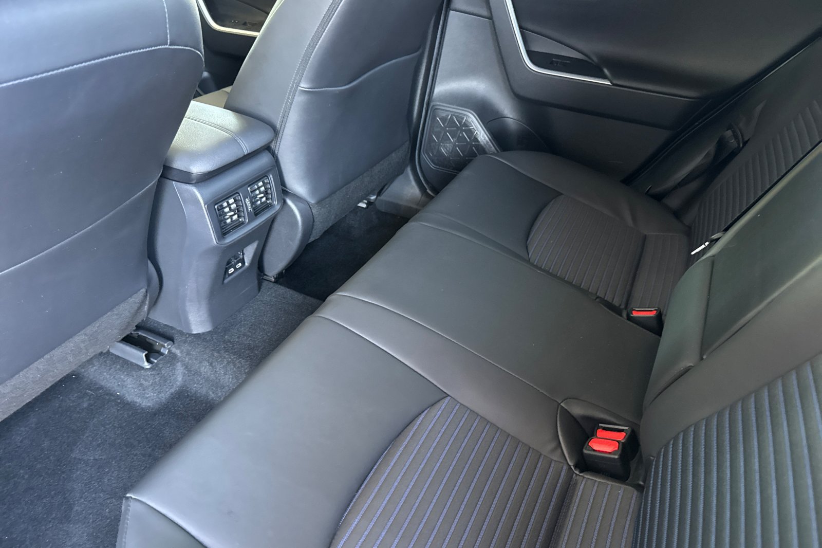 Certified 2023 Toyota RAV4 XSE AWD/4WD image 15