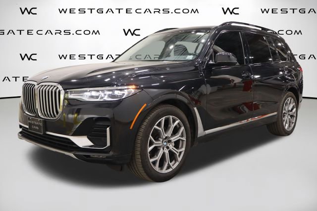 Used 2022 BMW X7 xDrive40i w/ Cold Weather Package image 1