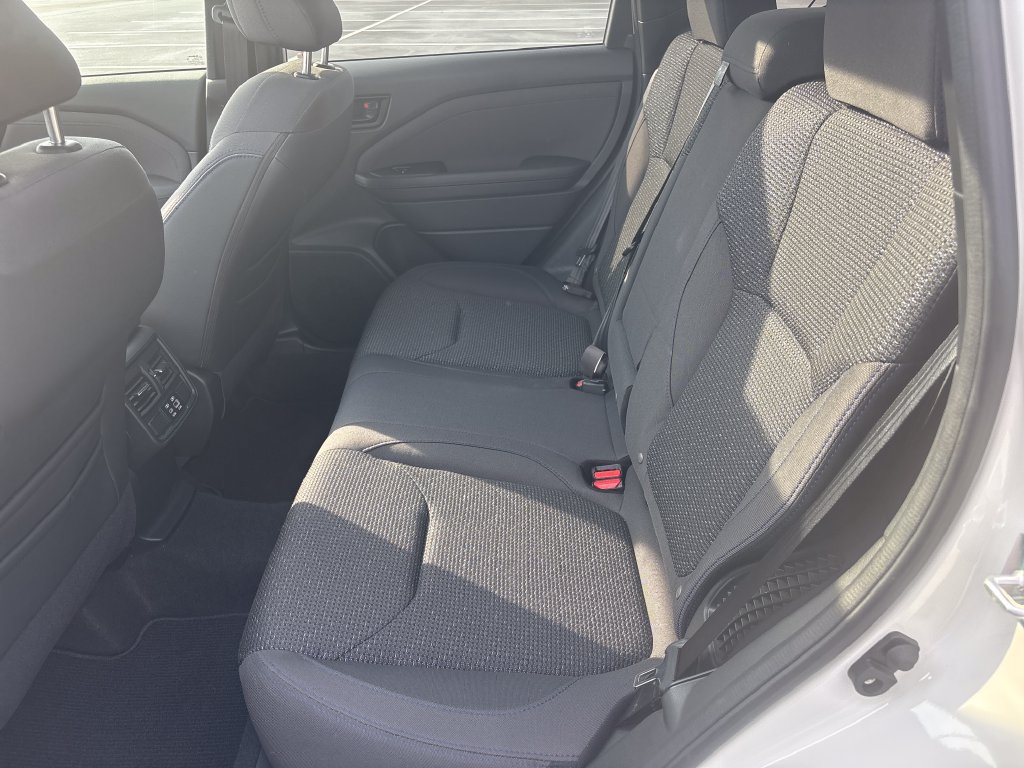 Used 2025 Subaru Forester Premium AWD/4WD image 14