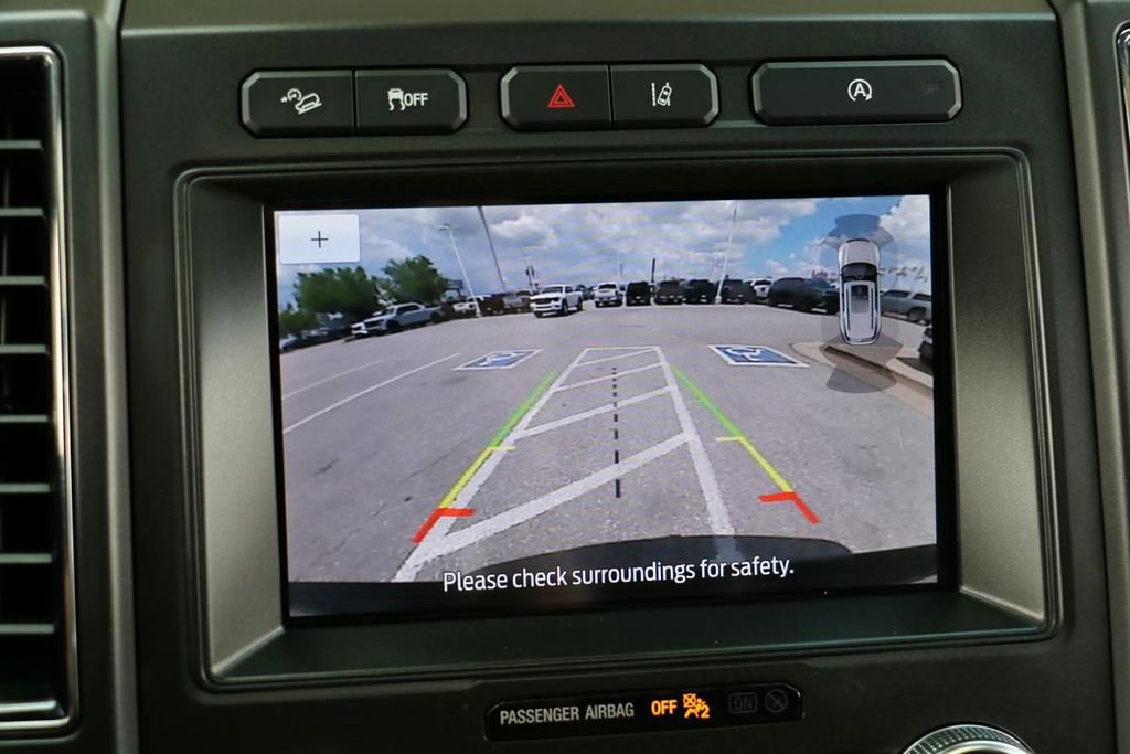 Used 2020 Ford Expedition Limited w/ Equipment Group 301A AWD/4WD image 14