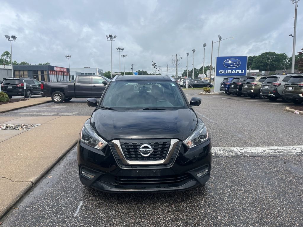Used 2019 Nissan Kicks SR w/ SR Premium Package FWD image 8