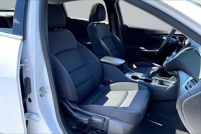 Used 2024 Chevrolet Malibu LT FWD image 28