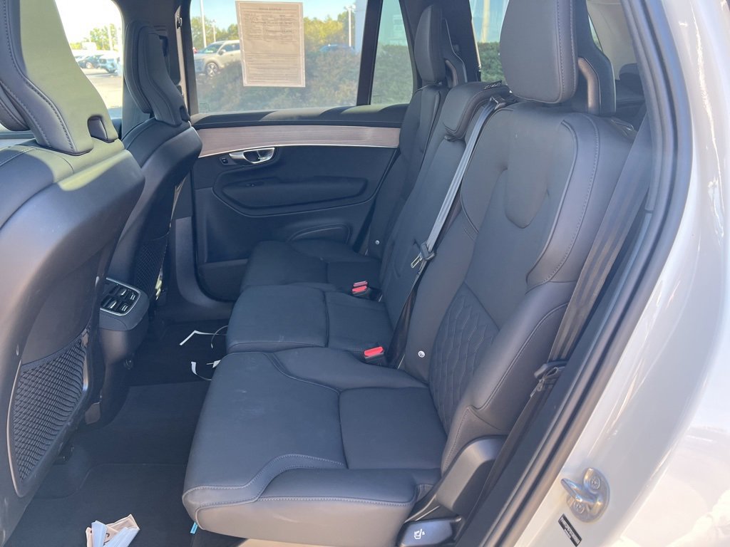 Certified 2025 Volvo XC90 B5 Plus image 27