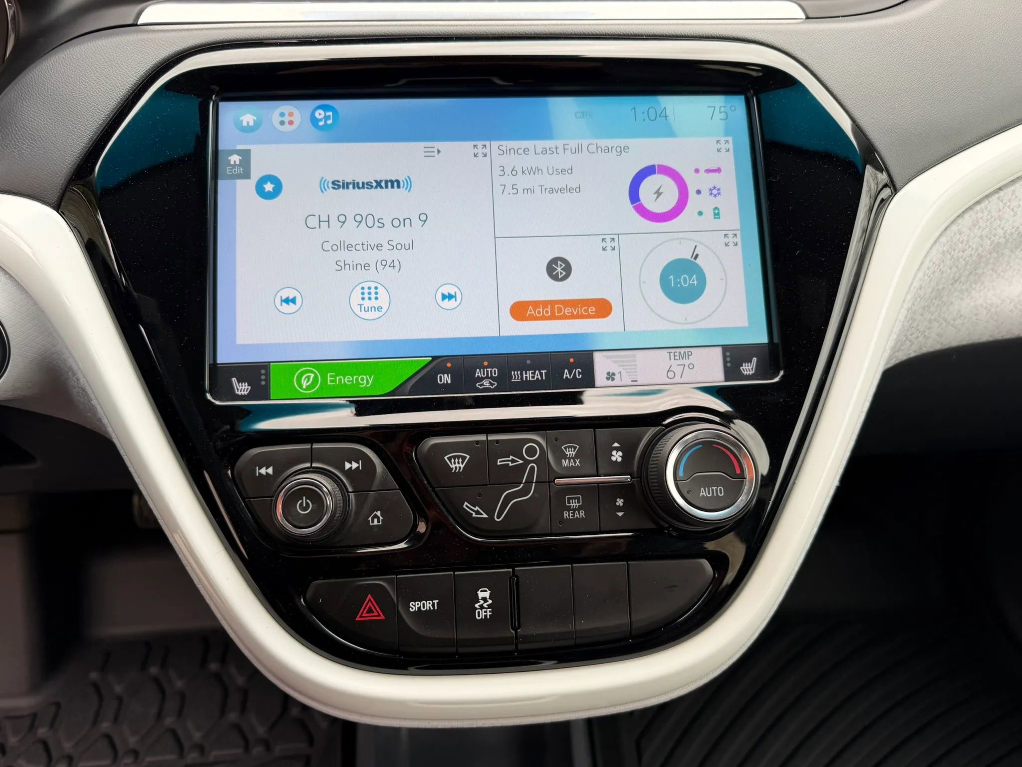 Used 2019 Chevrolet Bolt Premier w/ Infotainment Package image 26