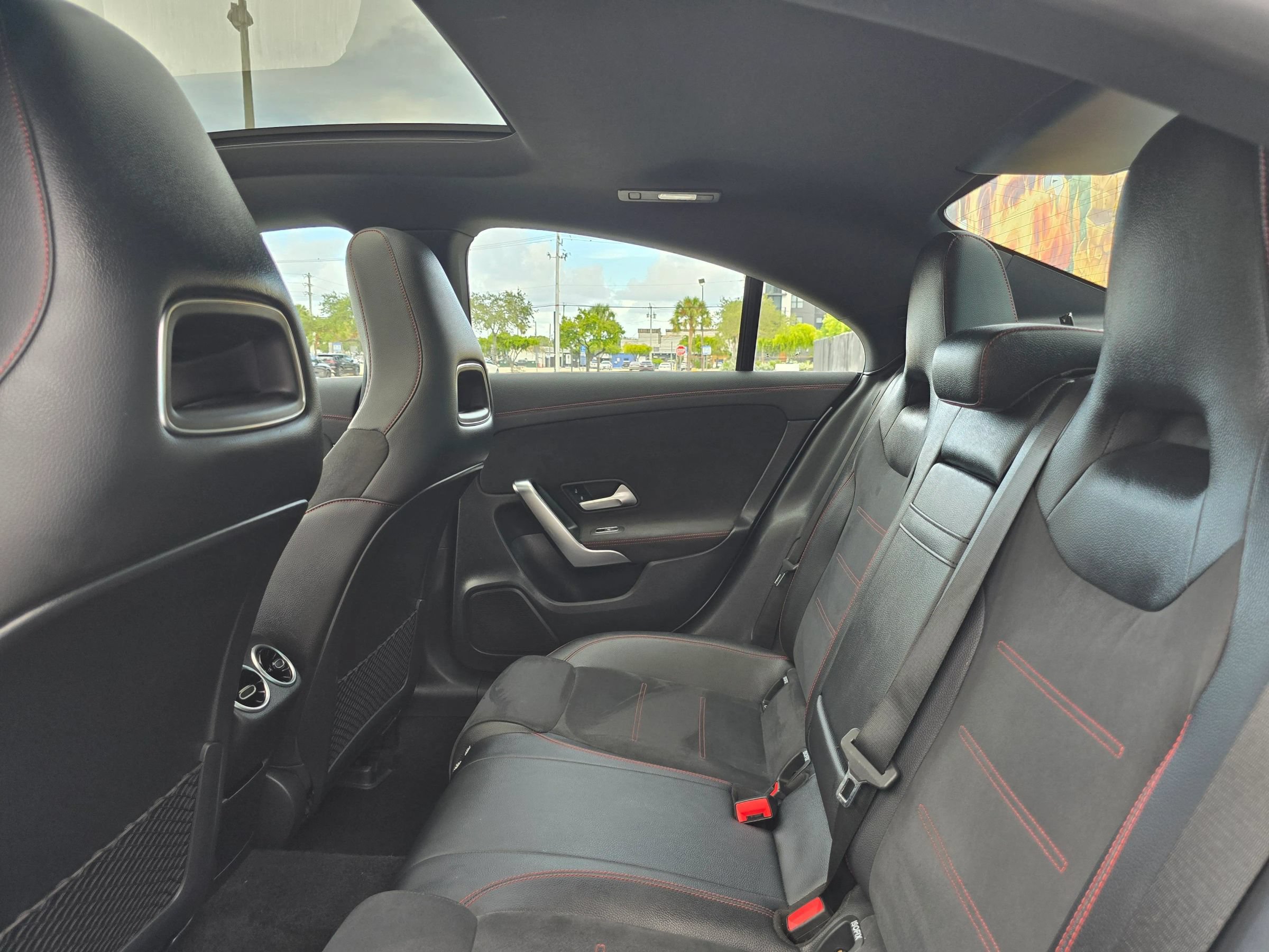 Used 2020 Mercedes-Benz CLA 250 image 21