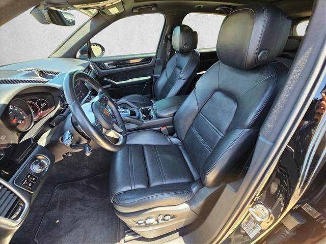 Used 2019 Porsche Cayenne AWD/4WD image 16