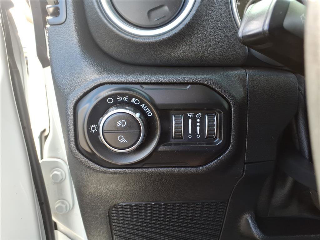 Used 2020 Jeep Gladiator Overland image 20