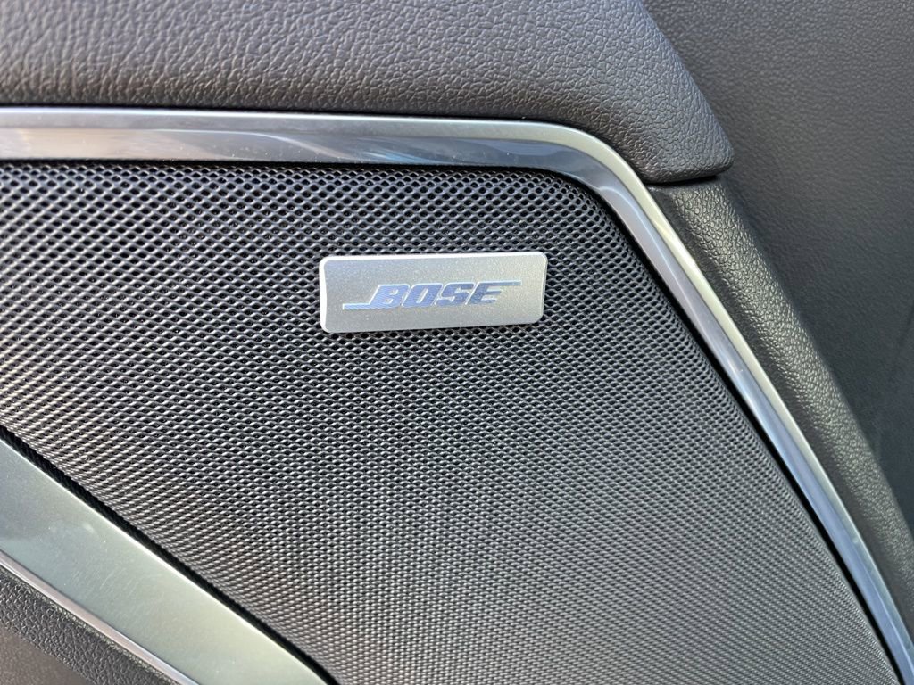 Used 2025 GMC Sierra 1500 SLT w/ SLT Premium Plus Package image 7