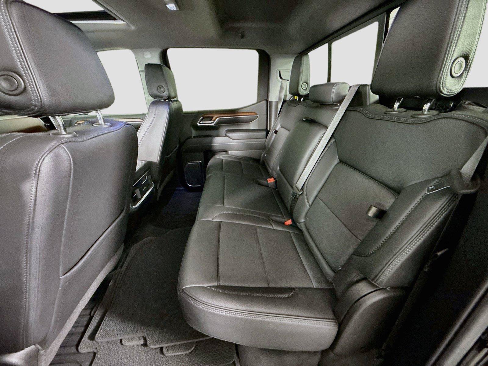 Used 2023 GMC Sierra 1500 Denali AWD/4WD image 25