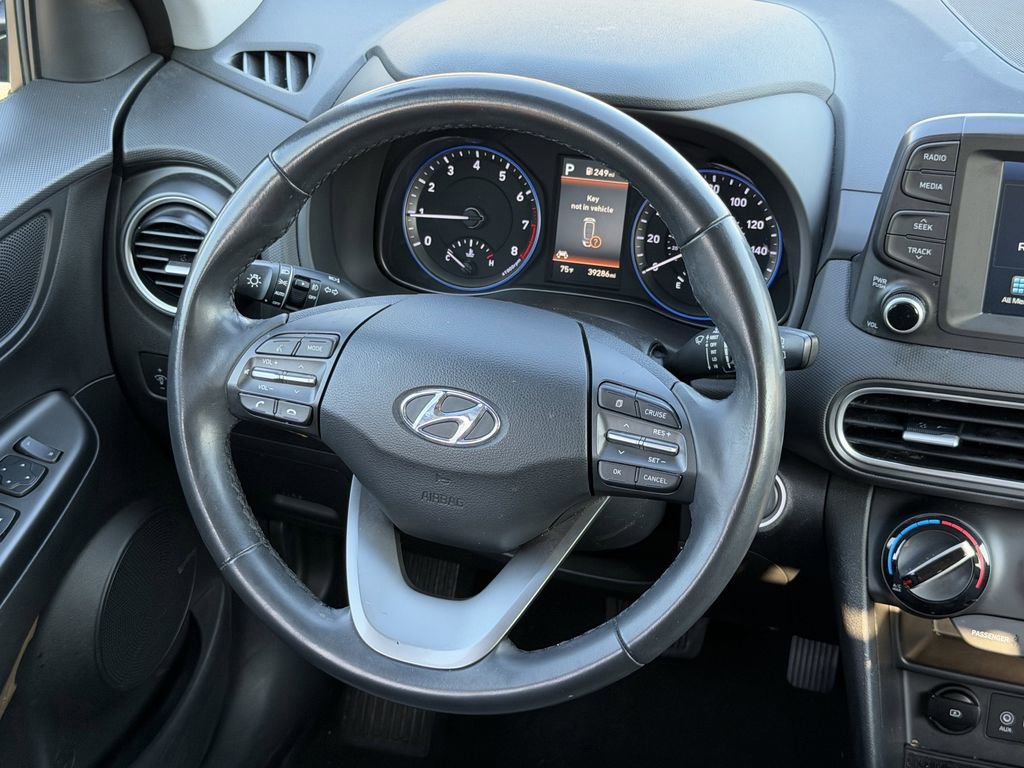 Used 2021 Hyundai Kona SEL Plus w/ Cargo Package AWD/4WD image 13