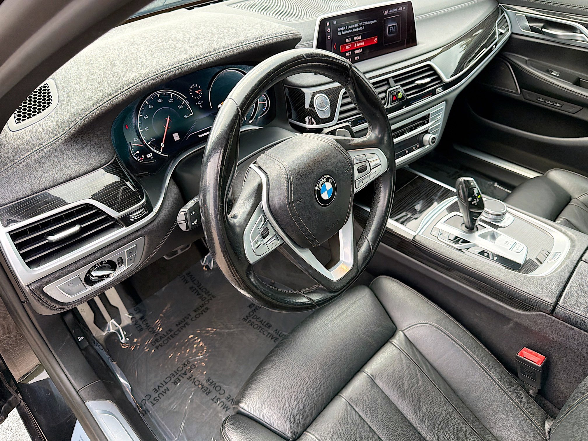 Used 2019 BMW 740i 740i w/ M Sport Package image 25